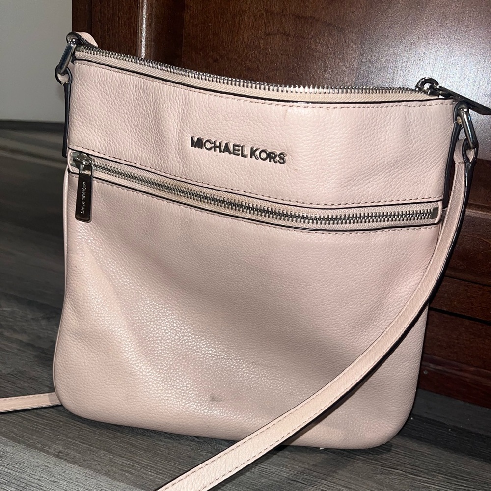 Michael Kors cross body